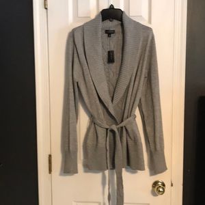 The limited cardigan wrap medium